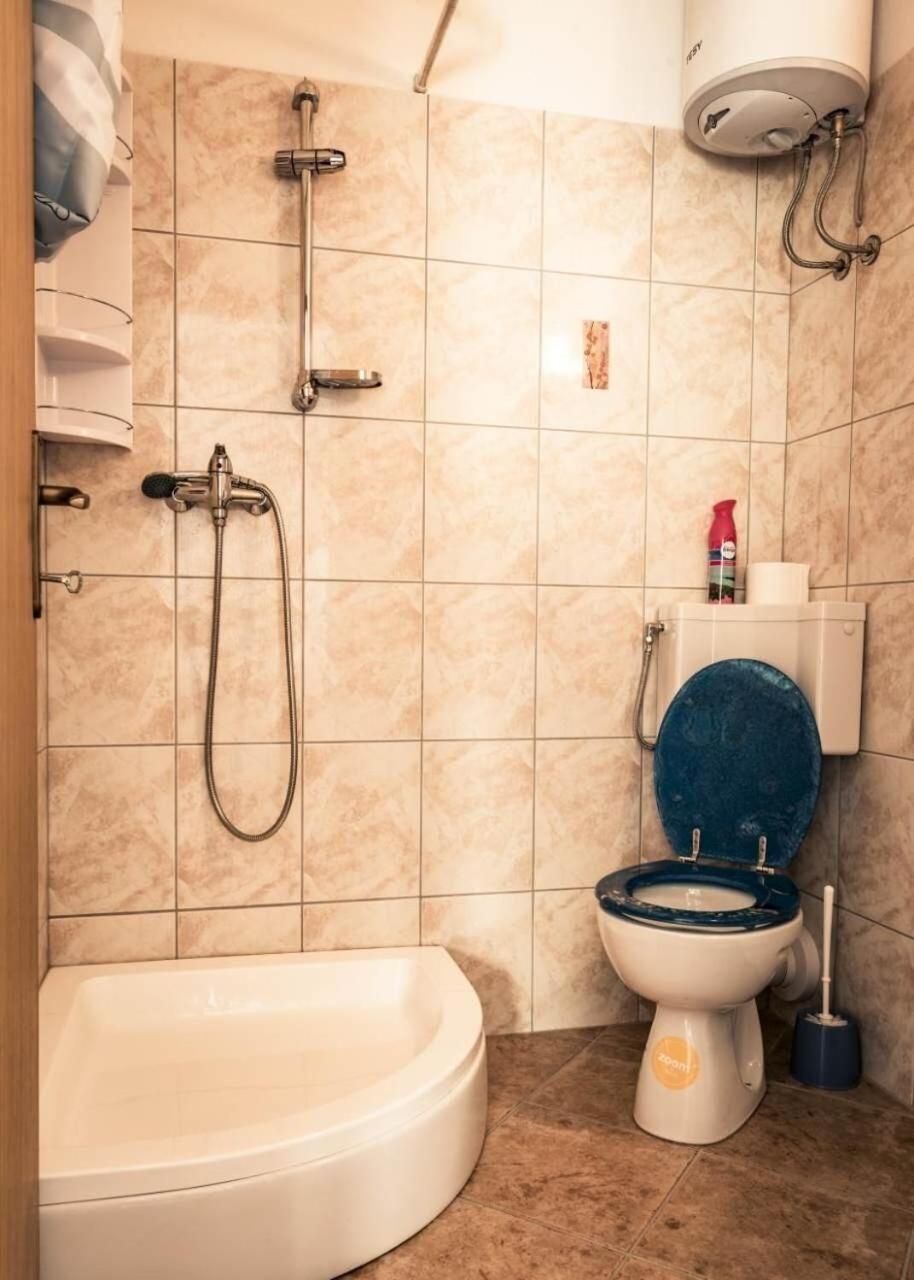 Apartment Toma ลูโคโวชูการ์เย ภายนอก รูปภาพ